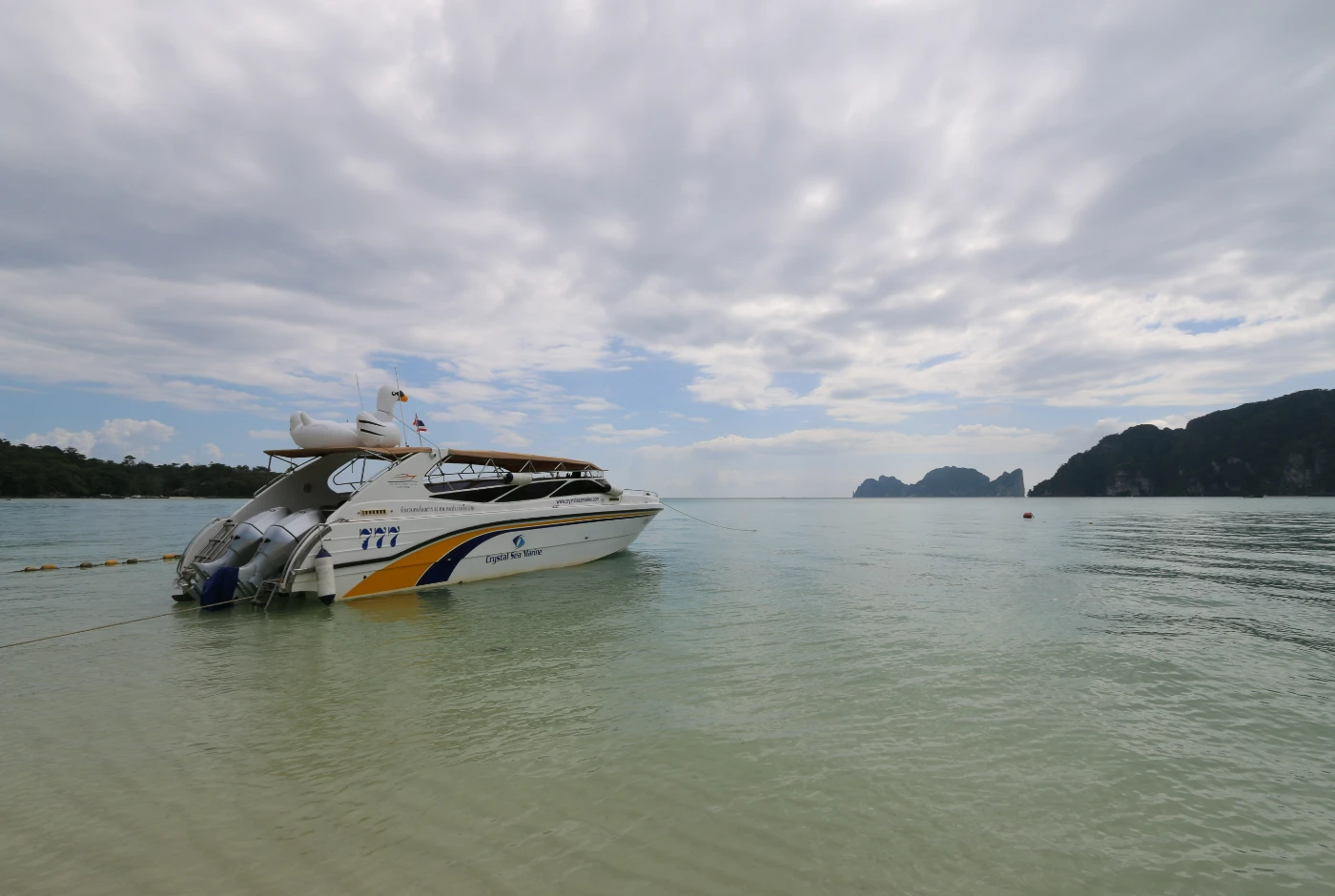 2 Engine Private Charter – Phi Phi Island