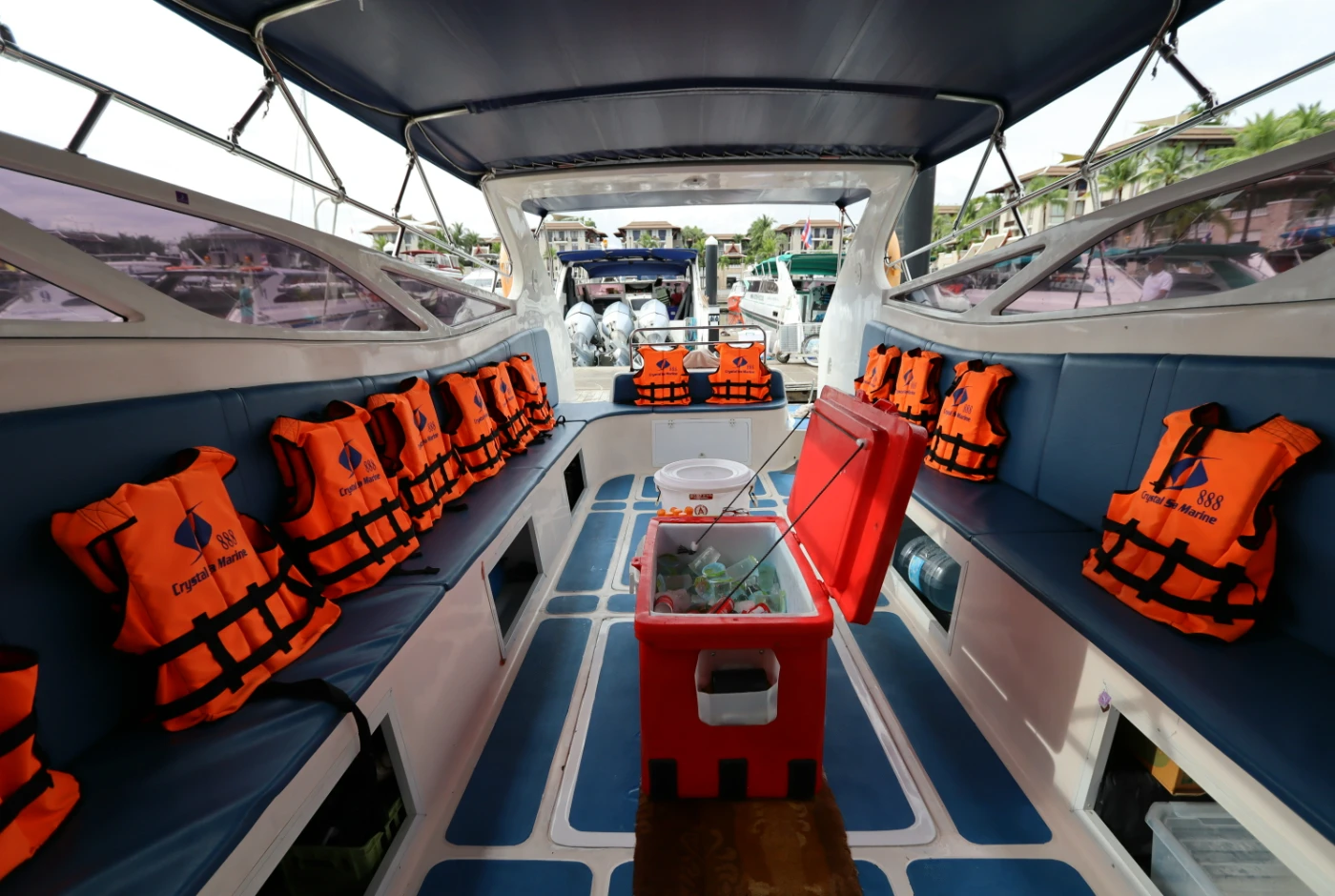 2 Engine Private Charter – Phi Phi Island