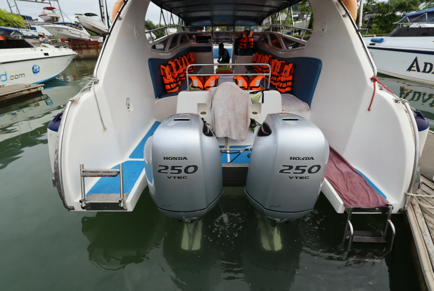 2 Engine Private Charter – Phi Phi Island