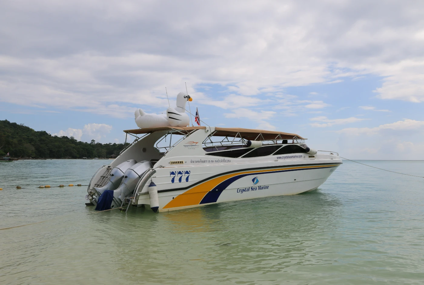 2 Engine Private Charter – Phi Phi Island