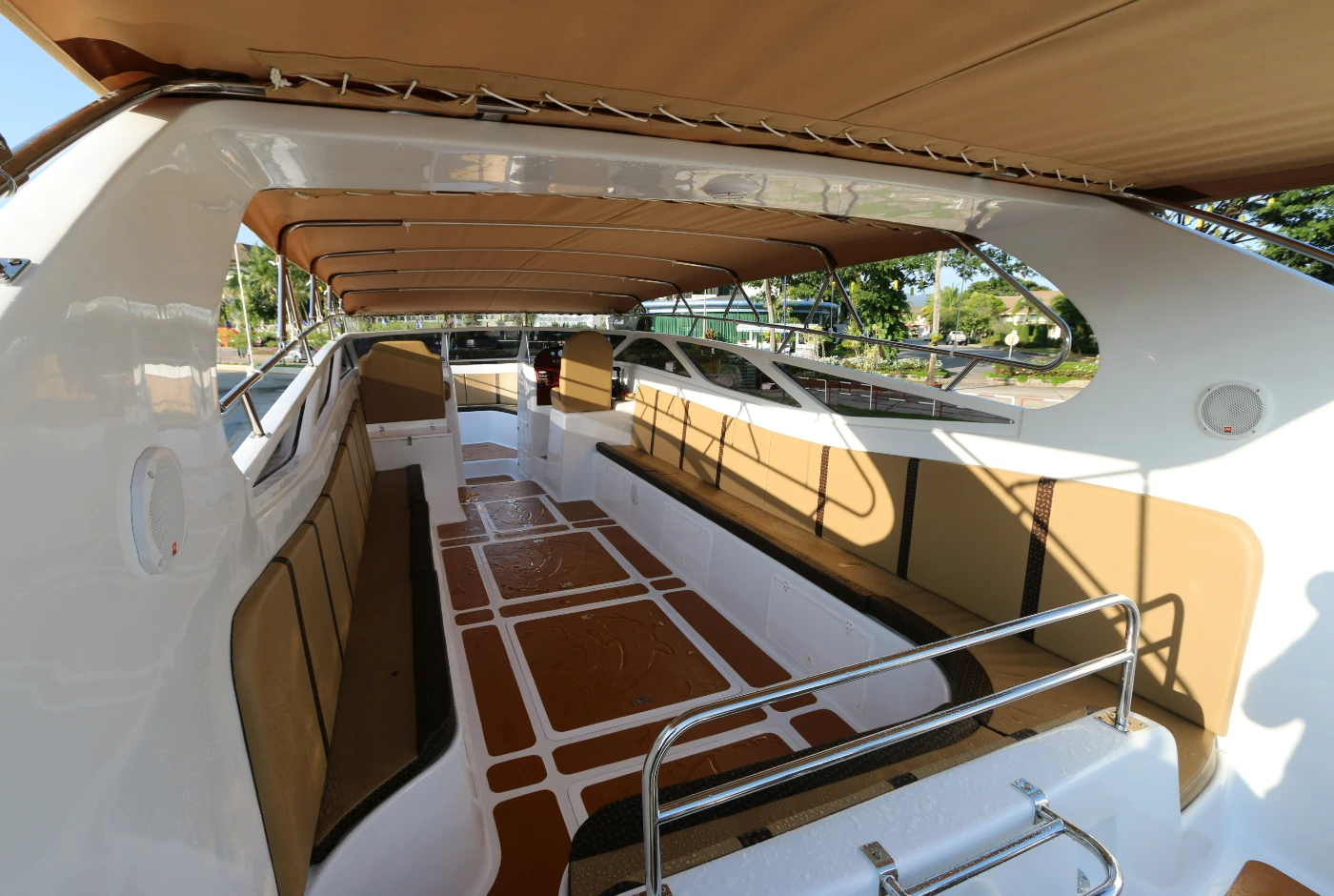 2 Engine Private Charter – Phi Phi Island
