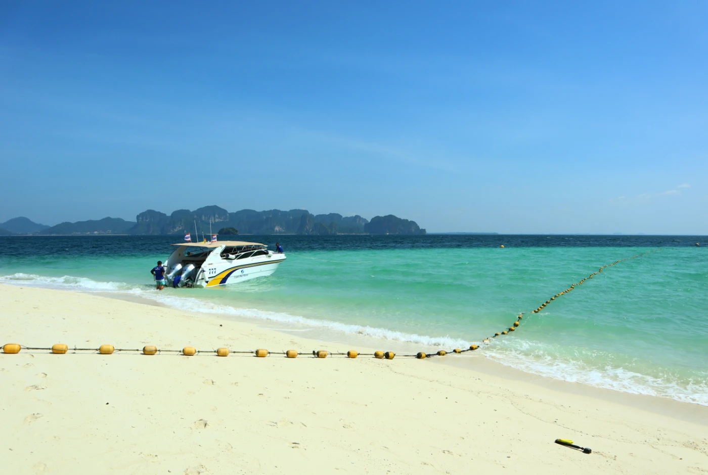 2 Engine Private Charter – Phi Phi Island
